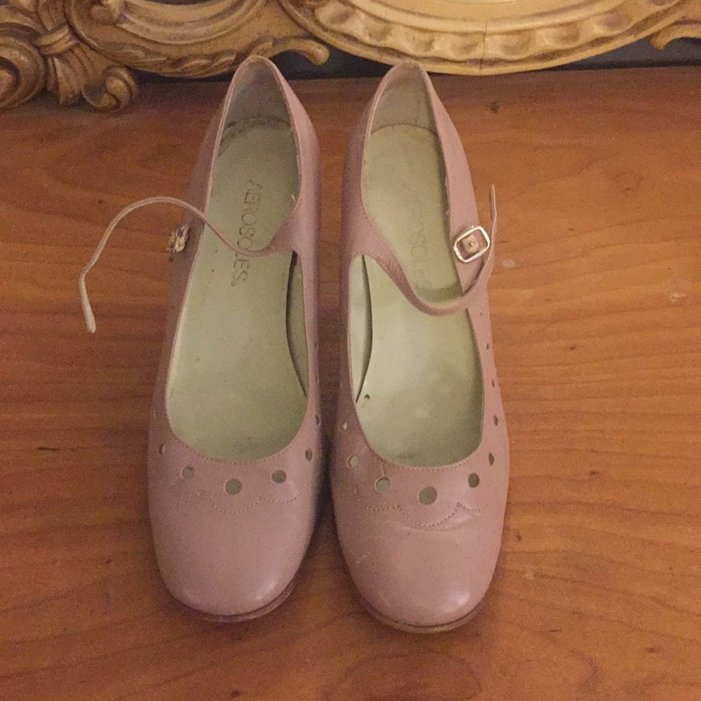 Aerosoles pink Mary Janes size 6.5